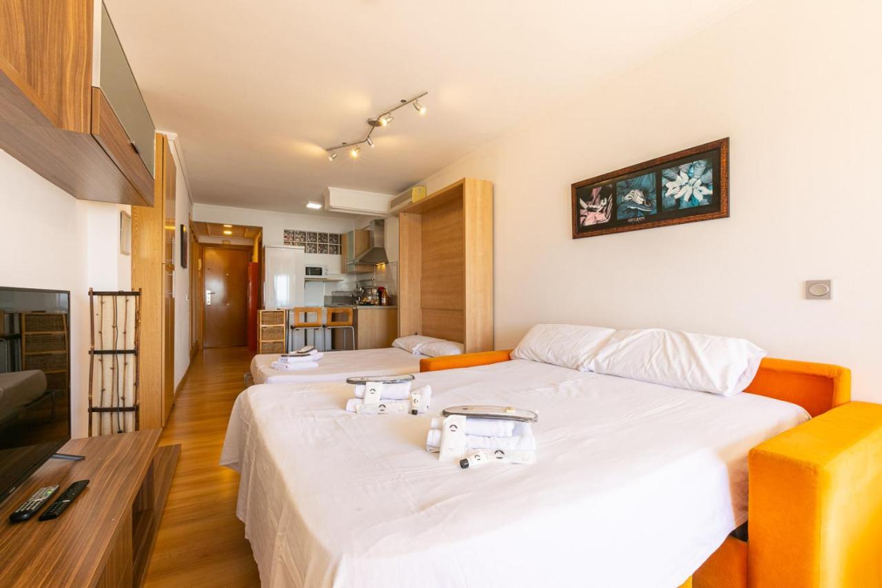 Apartamento El Velero Primera Linea Playa Apartamento Torremolinos Exterior foto